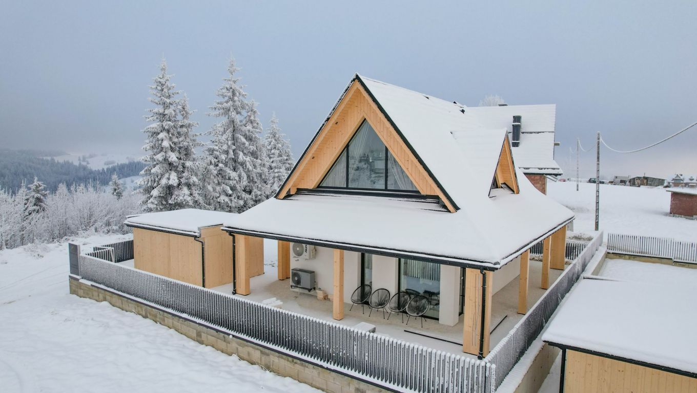 Domek White