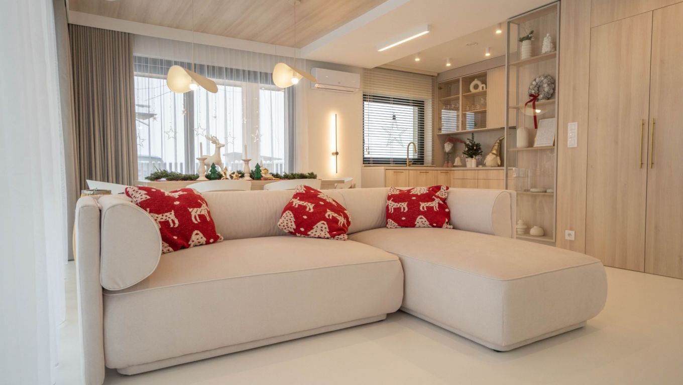 Domek White